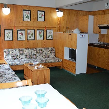 Appartamenti Vacanze Casa -Residence Albare - Check In Vacanze Casa - Marilleva 900 Eksteriør billede
