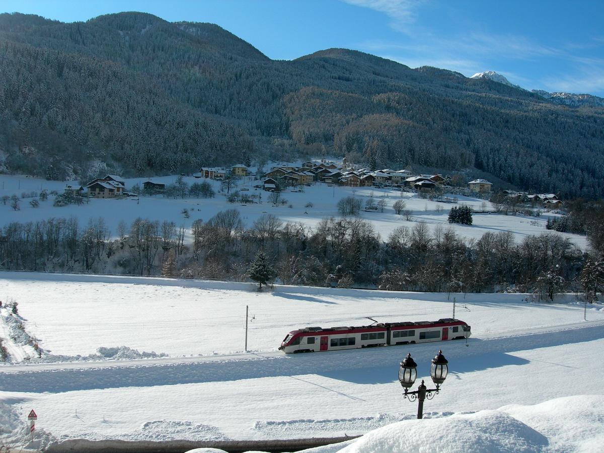 Appartamenti Vacanze Casa -Residence Albare - Check In Vacanze Casa - Marilleva 900 Eksteriør billede